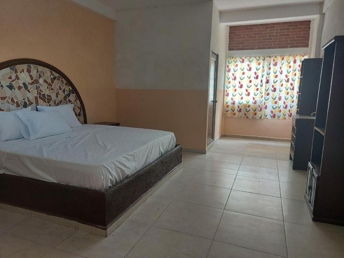 Auto Hotel Jardines De Amatitlan Cuernavaca Luaran gambar
